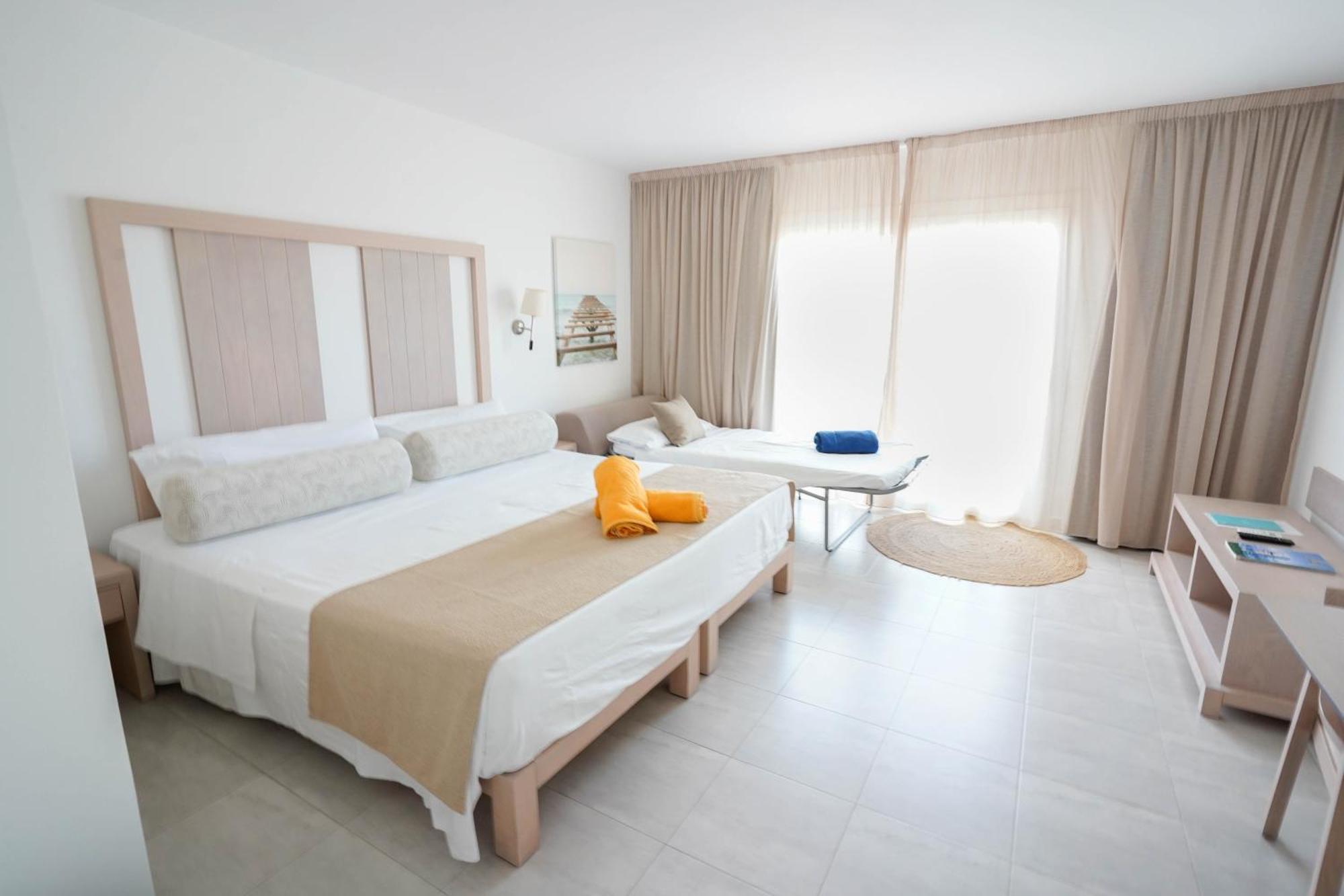 Apartamentos Es Calo Exteriér fotografie